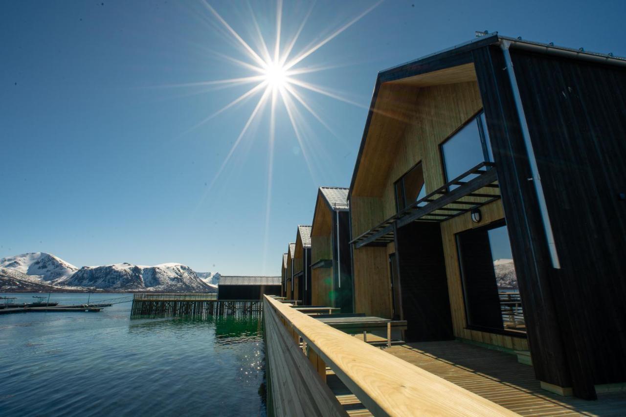 Risoyhamn Sjohus As Apartment Exterior photo