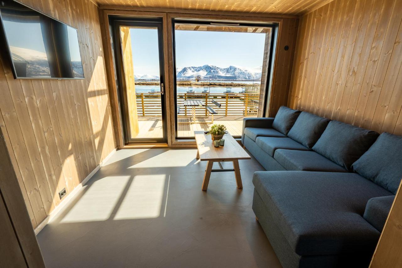 Risoyhamn Sjohus As Apartment Exterior photo