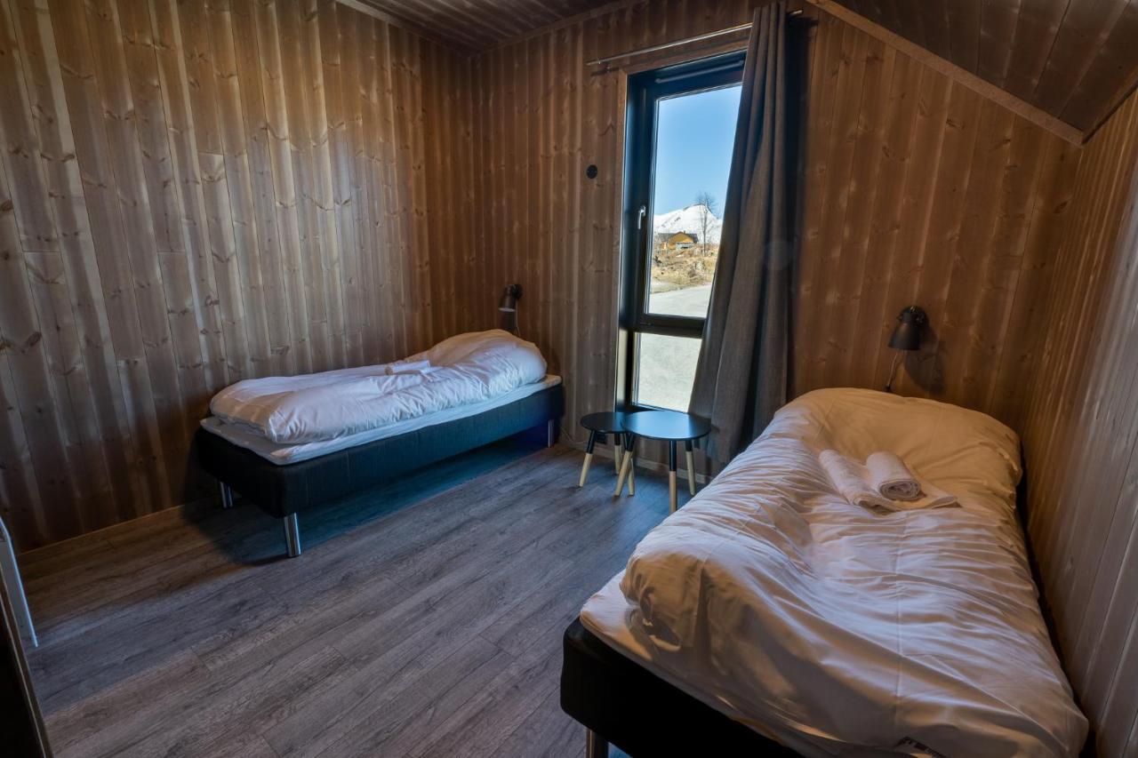 Risoyhamn Sjohus As Apartment Exterior photo