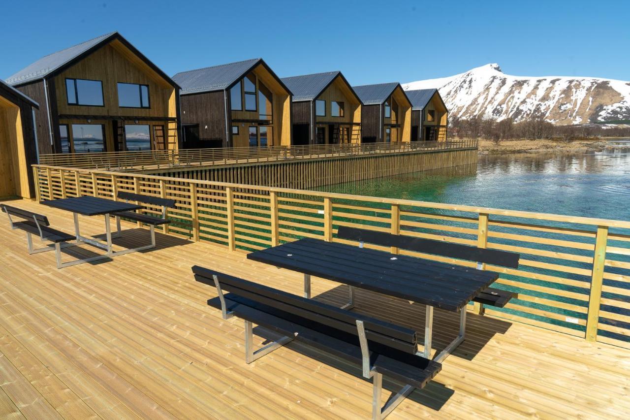 Risoyhamn Sjohus As Apartment Exterior photo