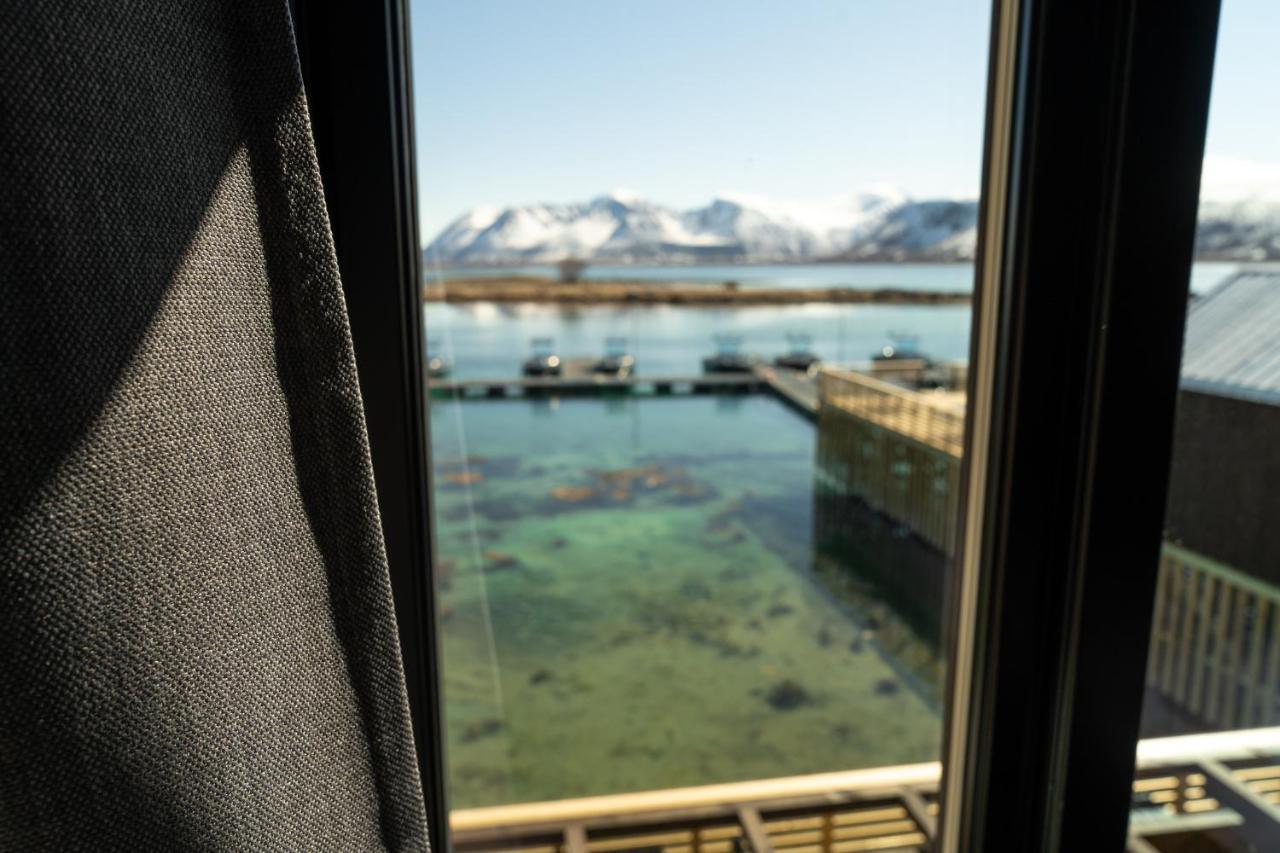 Risoyhamn Sjohus As Apartment Exterior photo
