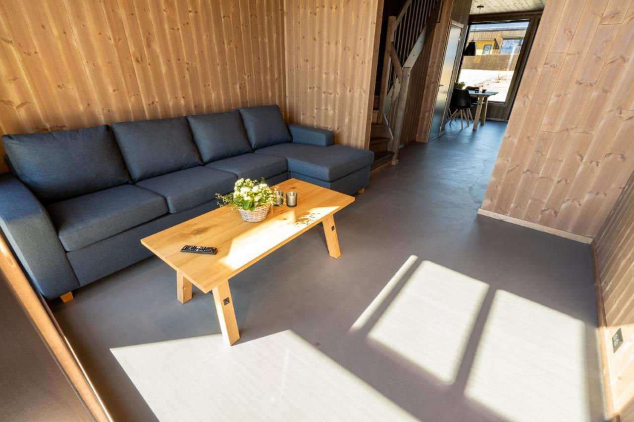 Risoyhamn Sjohus As Apartment Exterior photo