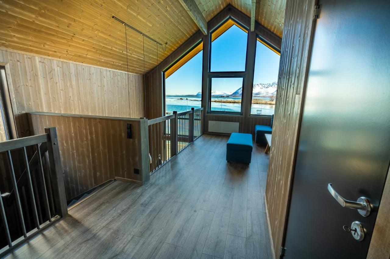 Risoyhamn Sjohus As Apartment Exterior photo