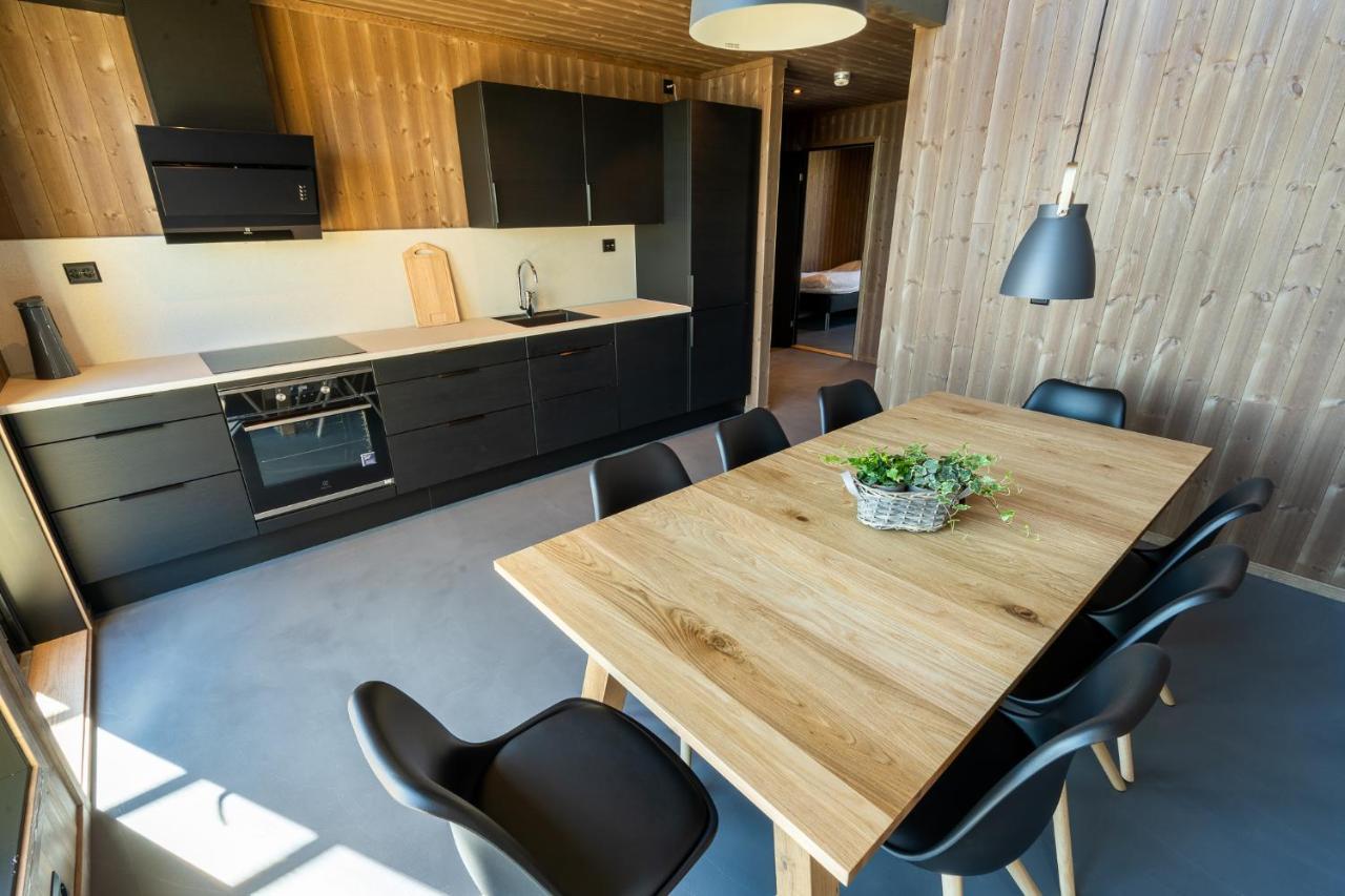 Risoyhamn Sjohus As Apartment Exterior photo