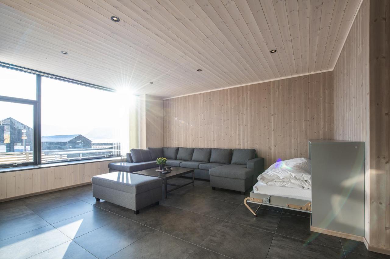 Risoyhamn Sjohus As Apartment Exterior photo